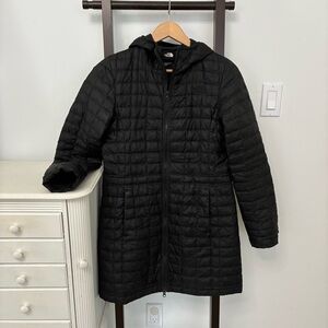The North Face Black Quilted Jacket. Women’s size small. VGUC. Lightweight
